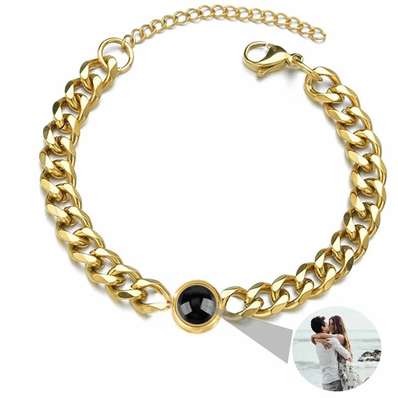 Pulsera con proyección